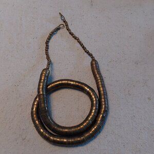 Vintage gold tone necklace